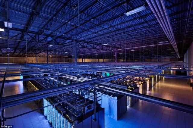 Internal view of Google Server Farm, in Iowa, USA